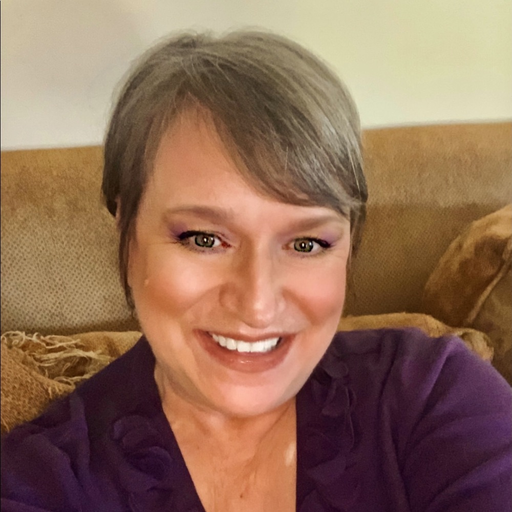 Meet your Posher, Sharon